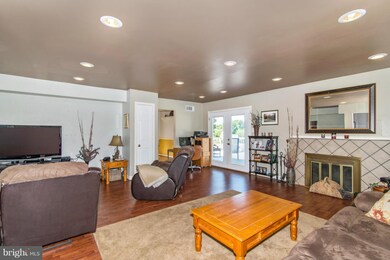 6707 Sage Ct, Adamstown, MD 21710 - photo 5