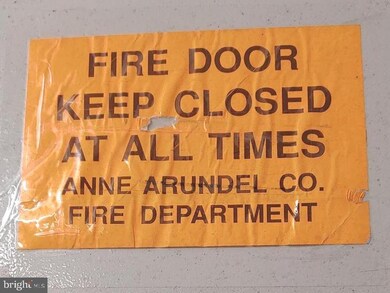 2605 Chapel Lake Dr unit 202, Gambrills, MD 21054 - photo 4