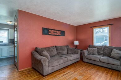 1711 S 17th St, Grand Forks, ND 58201 - photo 3