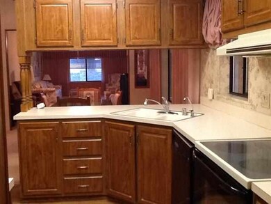 11404 E 39th Place, Yuma, AZ 85367 - photo 4