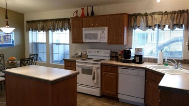 wonderful kitchen with island!