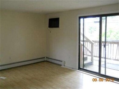 175 Willard St unit 4, Lowell, MA 01850 - photo 6