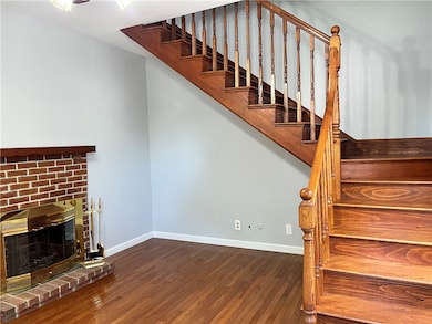 15 Marion Terrace unit 1, Pawtucket, RI 02860 - photo 4