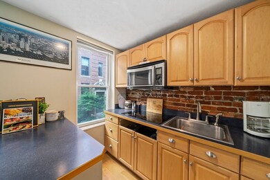 19 Tileston St unit 2, Boston, MA 02113 - photo 3