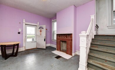 Foyer (2) (2)