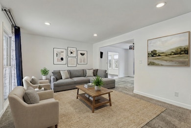 3901 Weathervane Ln, Crystal Lake, IL 60012 - photo 4