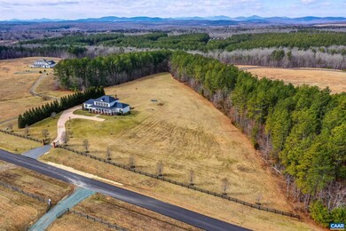 2675 Courtenay Glen Way, Charlottesville, VA 22902 - photo 5