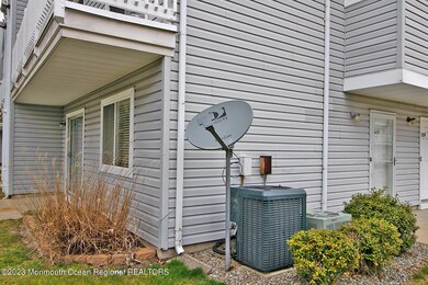 208 Schley Ave unit 8, Toms River, NJ 08755 - photo 4