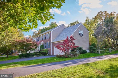 15394 Martins Hundred Dr, Centreville, VA 20120 - photo 2