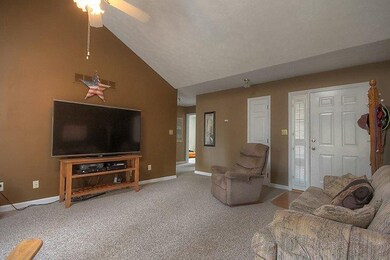 161 Southcreek Dr, Nicholasville, KY 40356 - photo 4