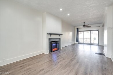 230 W 39th St, Lorain, OH 44052 - photo 5