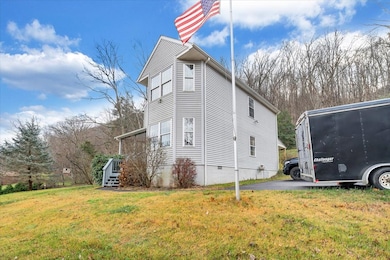 1014 Walnut St, Hinton, WV 25951 - photo 6