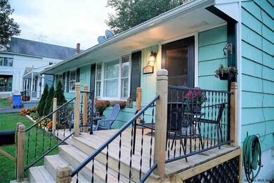 37 Glenwood St, Albany, NY 12208 - photo 5