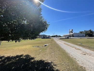 View of dirt / gravel road