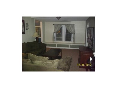 Main Livingroom