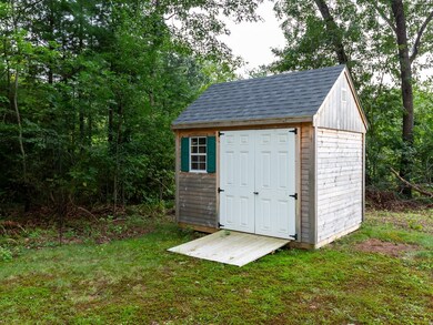 119 Forrest St, Plaistow, NH 03865 - photo 5