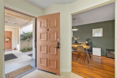 504 Orange Dr unit 11, Altamonte Springs, FL 32701 - photo 2