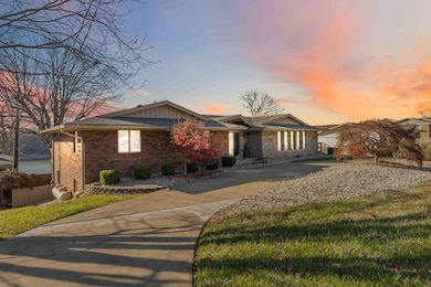 275 Lakeview Dr, Somerset, KY 42503 - photo 2