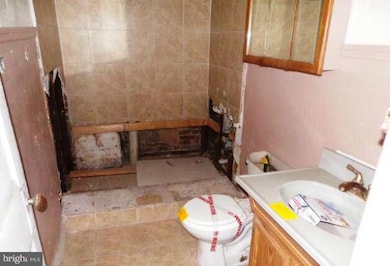 1417 N Milton Ave, Baltimore, MD 21213 - photo 3