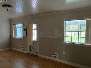 94213 Kerber Dr, Langlois, OR 97450 - photo 3