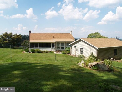 6936 Mountain Rd, Macungie, PA 18062 - photo 4