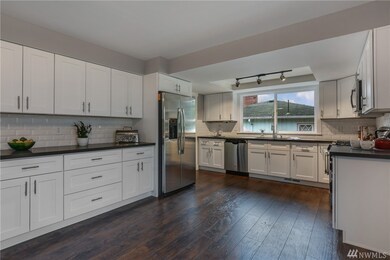 17812 69th Ave W, Edmonds, WA 98026 - photo 2