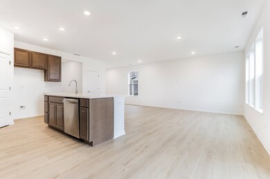 15230 S Hepworth Ct, Plainfield, IL 60544 - photo 4