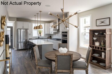 1217 Cromartie Ln, Columbus, OH 43201 - photo 2