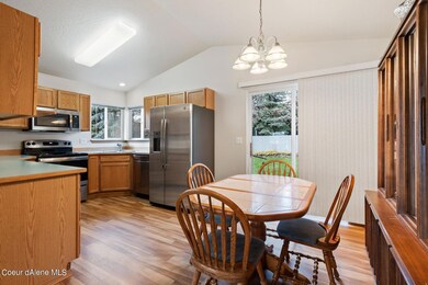 Dining/Kitchen
