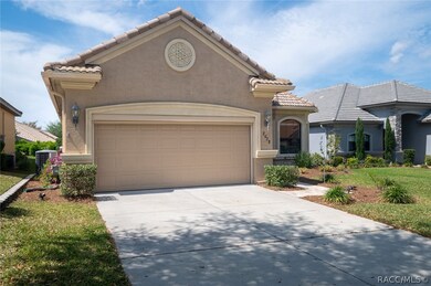 Enjoy the lifestyle Citrus Hills has to offer in t
