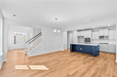 4555 Hanes Lake Dr, Winston-Salem, NC 27106 - photo 6