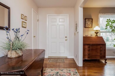007-Foyer-1828506-small