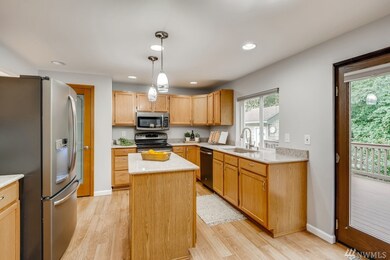 605 108th Place SE, Everett, WA 98208 - photo 4