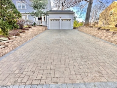 8 Constitution Ct, East Brunswick, NJ 08816 - photo 5