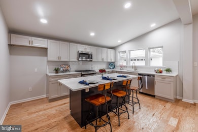 8305 Cobden Rd, Glenside, PA 19038 - photo 2