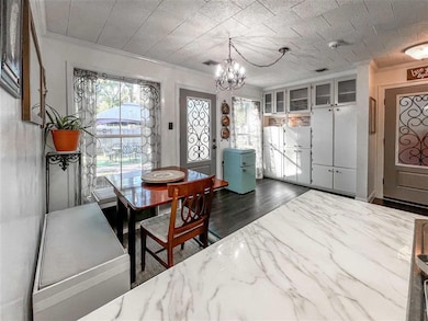 1104 N Monte Blanc Dr, Abbeville, LA 70510 - photo 5