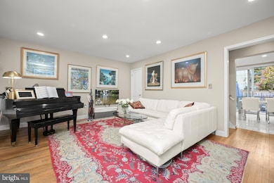 1906 37th St NW, Washington, DC 20007 - photo 6