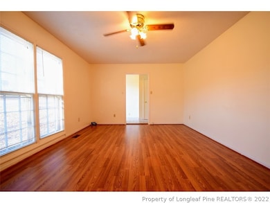 739 Ashbrook Rd, Fayetteville, NC 28314 - photo 4