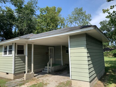 616 Henderson Dr, Jacksonville, NC 28540 - photo 3