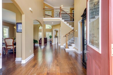 You know what they say about first impressions! This one says WELCOME with gorgeous hardwood floors and soaring ceilings!