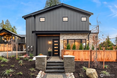 10805 NE 60th St, Kirkland, WA 98033 - photo 2