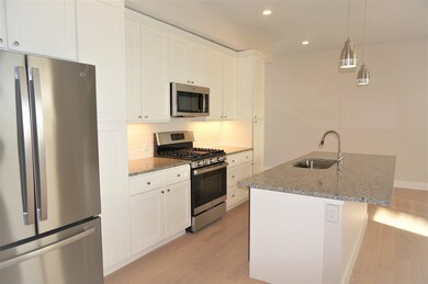 99 Moody St unit 6, Waltham, MA 02453 - photo 6