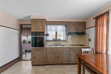 32 Ethel Ave, West Warwick, RI 02893 - photo 5