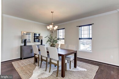 9210 Dawkins Crest Cir, Bristow, VA 20136 - photo 6