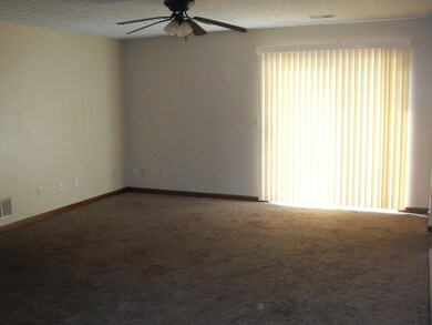 1424 Seiler Ct, Columbus, OH 43223 - photo 3