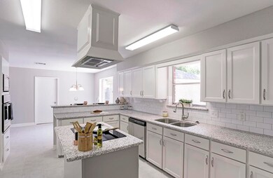 5619 Moss Glenn Ln, Houston, TX 77088 - photo 3