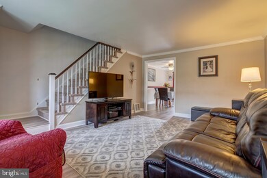 1046 Oakwood Dr, Glenolden, PA 19036 - photo 7