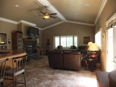 3293 Leonard St, Redding, CA 96002 - photo 6