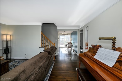 2205 Keystone Rd, Cleveland, OH 44134 - photo 6