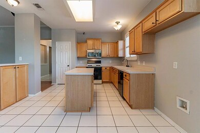 3821 Chimney Rock Dr, Denton, TX 76210 - photo 5